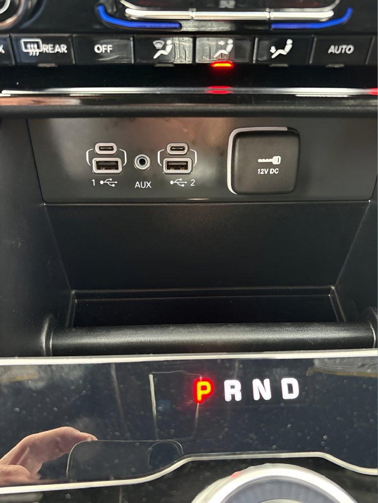 Used 2024 Jeep Grand Cherokee Laredo RWD image 25