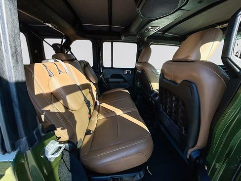 Used 2022 Jeep Wrangler Unlimited Rubicon 4xe w/ Cold Weather Group image 20