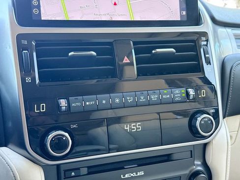 Used 2022 Lexus GX 460 Premium w/ Premium Plus Package AWD/4WD image 33