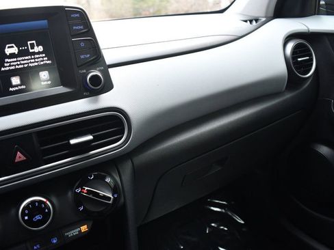 Used 2019 Hyundai Kona SE w/ Cargo Package image 20