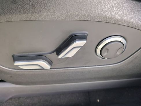 New 2026 Hyundai Ioniq 9 SEL image 23