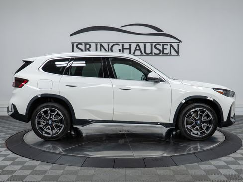 New 2025 BMW X1 xDrive28i w/ Technology Package image 4