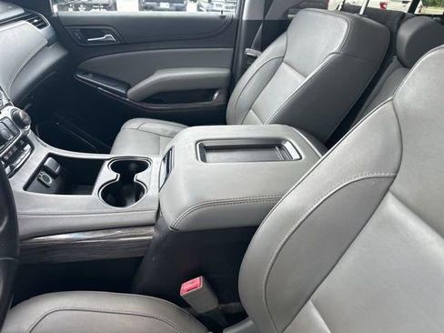 Used 2019 Chevrolet Tahoe LT RWD image 16