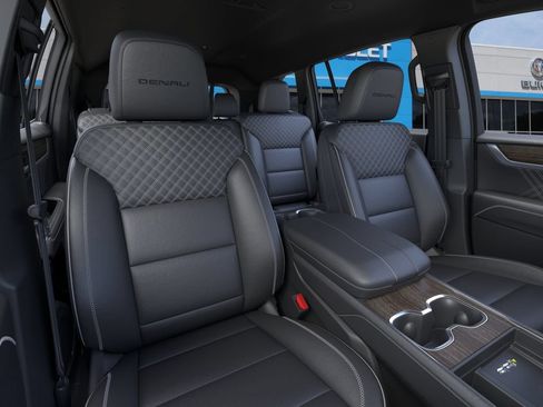 New 2026 GMC Acadia Denali w/ Super Cruise Package FWD image 13