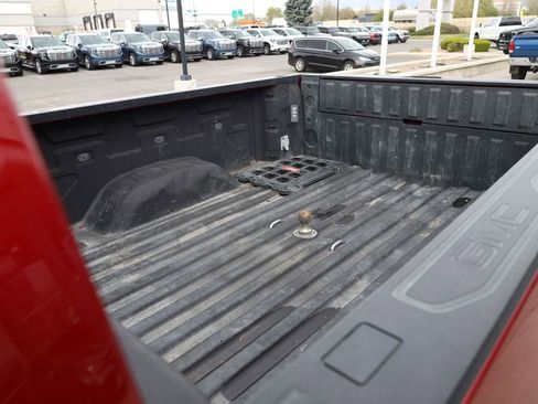 Used 2021 GMC Sierra 3500 SLT w/ SLT Convenience Package image 21