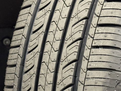 Used 2023 Toyota Crown XLE image 37