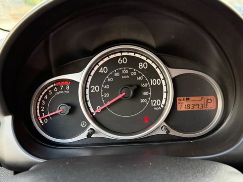 Used 2014 MAZDA MAZDA2 Sport image 24