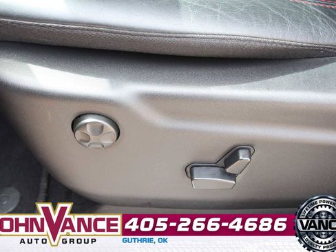 Used 2025 Dodge Durango GT AWD/4WD image 29
