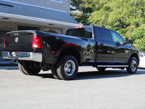 Used 2016 RAM 3500 Tradesman w/ Chrome Appearance Group RWD image 7