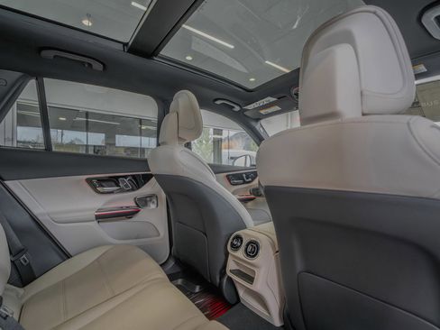 New 2026 Mercedes-Benz GLC 300 4MATIC image 28