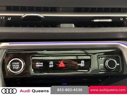 Used 2025 Audi Q5 Premium w/ Convenience Package AWD/4WD image 24