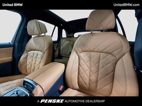 New 2026 BMW X5 xDrive50e w/ Climate Comfort Package AWD/4WD image 5