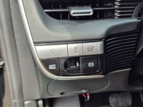 Certified 2024 Hyundai Ioniq 5 SEL RWD image 28