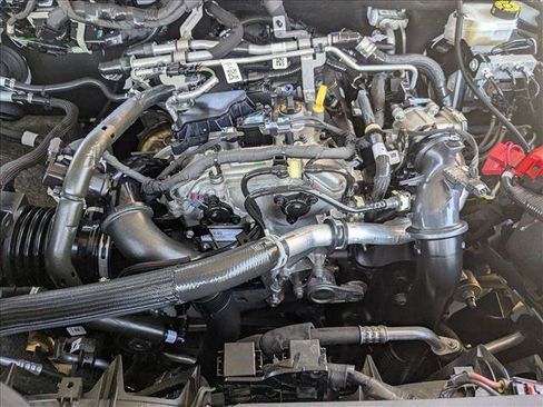 Used 2025 Ford Ranger XLT w/ Equipment Group 301A High AWD/4WD image 23