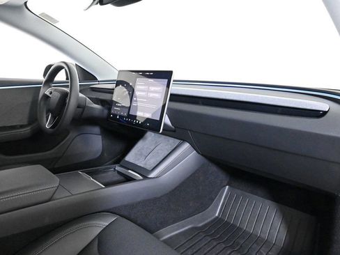 Used 2024 Tesla Model 3 image 14