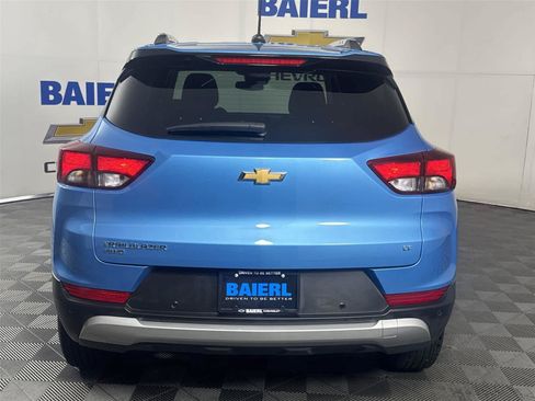Used 2026 Chevrolet TrailBlazer LT w/ LT Cold Weather Package AWD/4WD image 4
