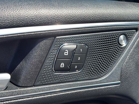 Used 2021 Ford Edge ST AWD/4WD image 33