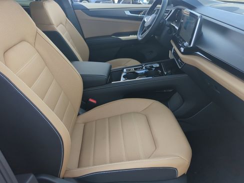 New 2026 Volkswagen Atlas Cross Sport SEL image 18