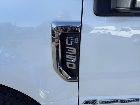 Used 2021 Ford F350 Lariat w/ Lariat Ultimate Package image 9