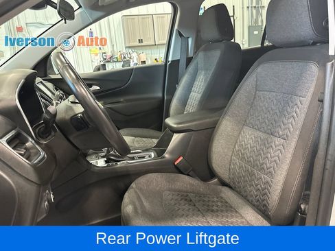 Used 2022 Chevrolet Equinox LT AWD/4WD image 17