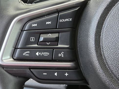 Used 2025 Subaru Outback Touring XT AWD/4WD image 18