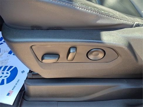 Used 2021 Chevrolet Tahoe Z71 w/ Z71 Signature Package image 12