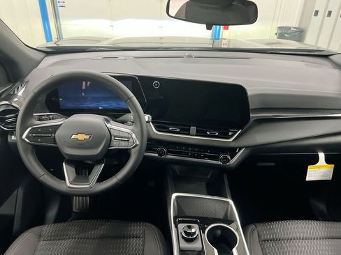 New 2026 Chevrolet Equinox LT image 10