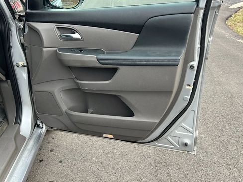 Used 2015 Honda Odyssey Touring image 16