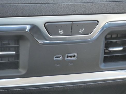 New 2026 GMC Sierra 1500 SLT w/ SLT Premium Plus Package image 36