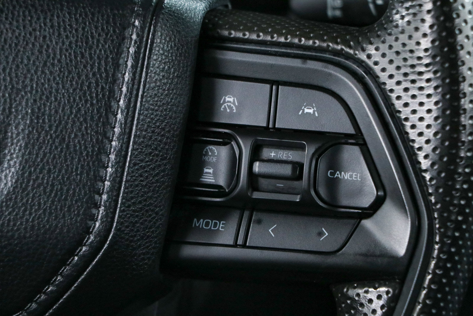 Used 2024 Toyota Tacoma SR5 AWD/4WD image 14