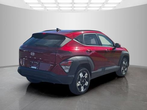 Used 2025 Hyundai Kona SEL AWD/4WD image 7