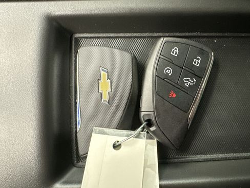 Certified 2026 Chevrolet Silverado 1500 RST w/ LPO, Dark Essentials Package AWD/4WD image 29