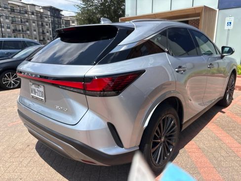 Used 2025 Lexus RX 350 Premium FWD image 12