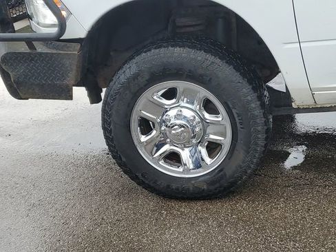 Used 2017 RAM 2500 Tradesman w/ Chrome Appearance Group image 8