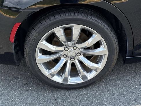 Used 2021 Chrysler 300 Touring L RWD image 14