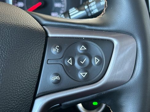 Used 2024 GMC Terrain AT4 AWD/4WD image 32