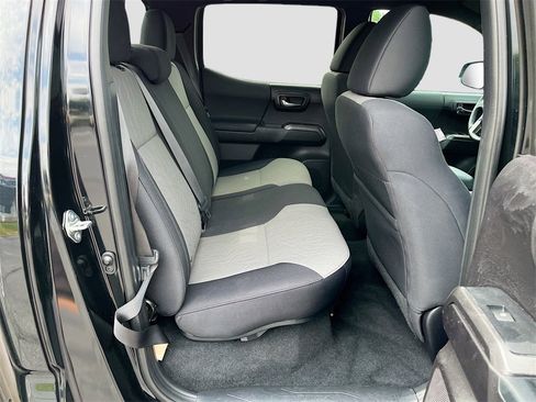 Used 2021 Toyota Tacoma TRD Sport image 24