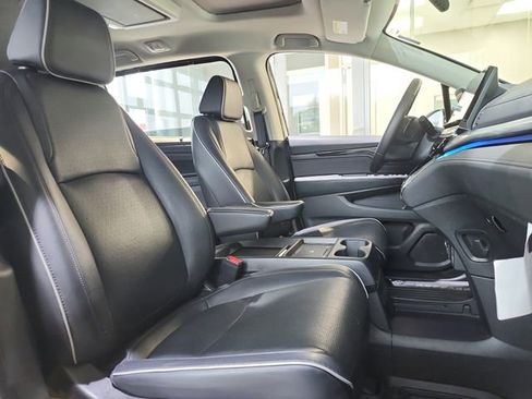 Used 2025 Honda Odyssey Elite image 27