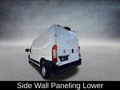Used 2023 RAM ProMaster 2500 FWD image 5