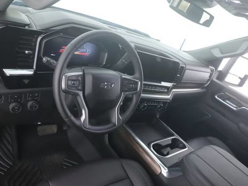 Used 2026 Chevrolet Silverado 2500 LT w/ Trail Boss Package AWD/4WD image 17