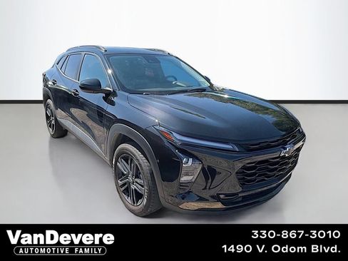 Used 2024 Chevrolet Trax ACTIV FWD image 1