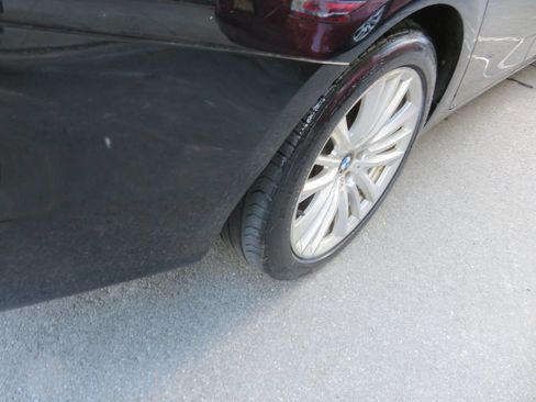 Used 2014 BMW 535i Gran Turismo xDrive image 32