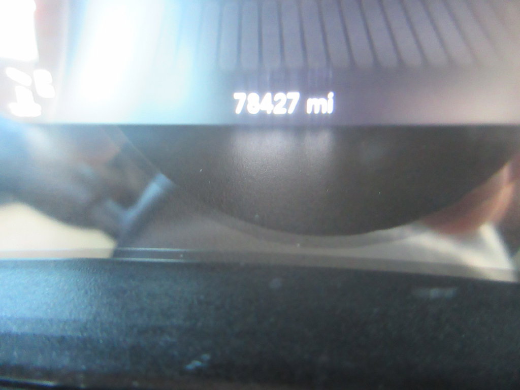 Used 2020 Dodge Challenger SXT RWD image 25