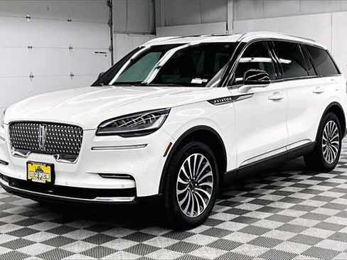 Used 2023 Lincoln Aviator Reserve w/ Elements Package Plus image 10