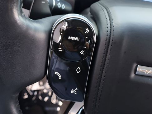 Used 2018 Land Rover Range Rover HSE image 21