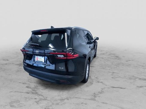 Certified 2025 Toyota Grand Highlander AWD image 10