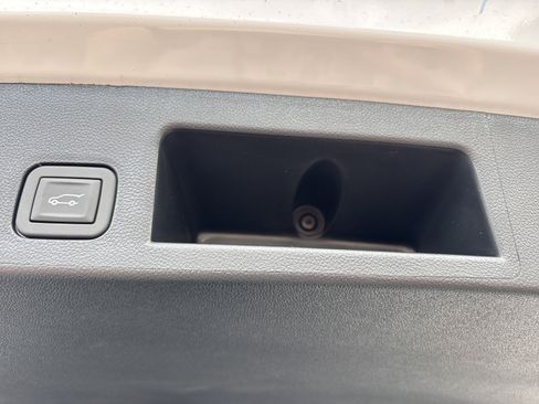 New 2026 GMC Terrain AT4 AWD/4WD image 10