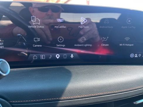 Used 2025 Cadillac CT5 V RWD image 11