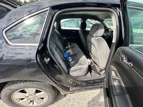 Used 2007 Chevrolet Impala LT w/ Preferred Equipment Group FWD image 27