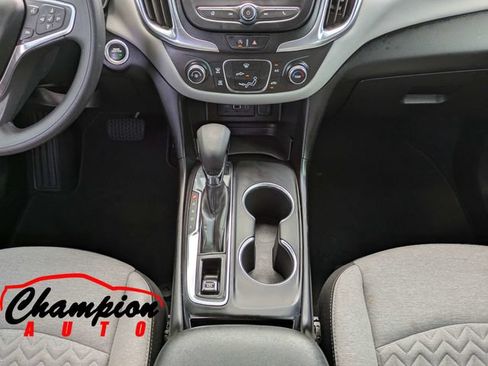 Used 2022 Chevrolet Equinox LS AWD/4WD image 22
